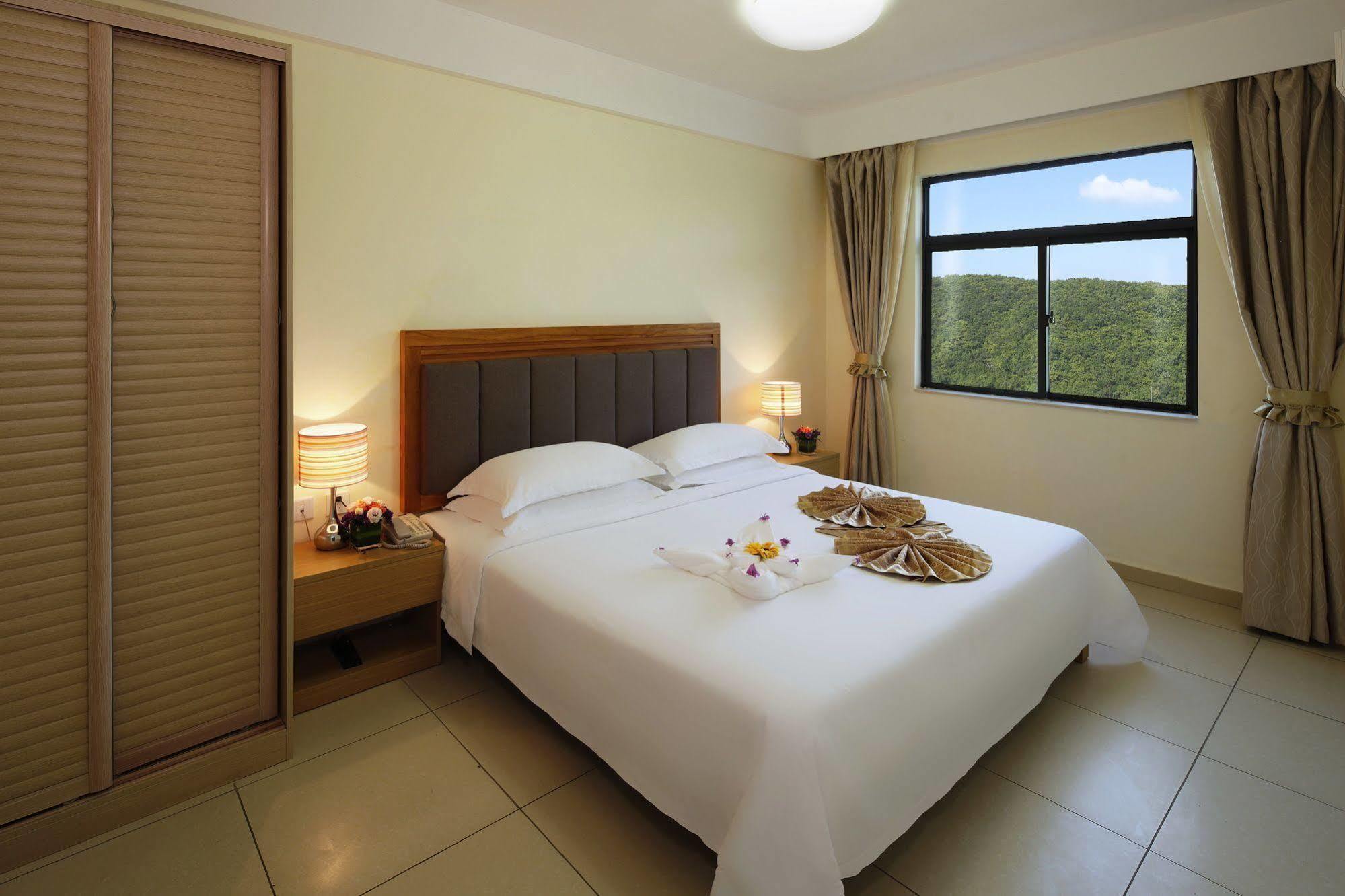 Gentle Grown Sanya Seashore Hotel Exterior foto