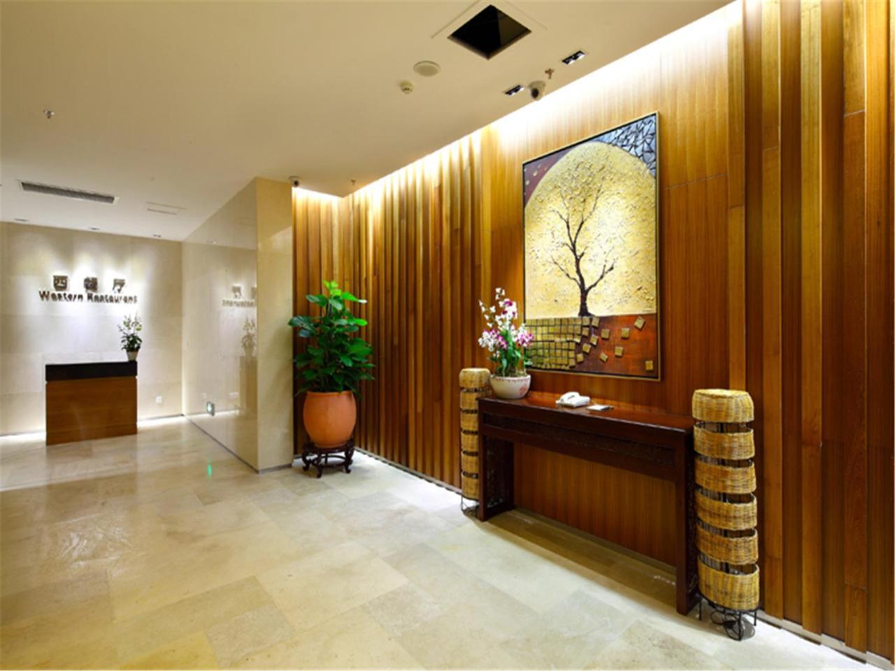 Gentle Grown Sanya Seashore Hotel Exterior foto